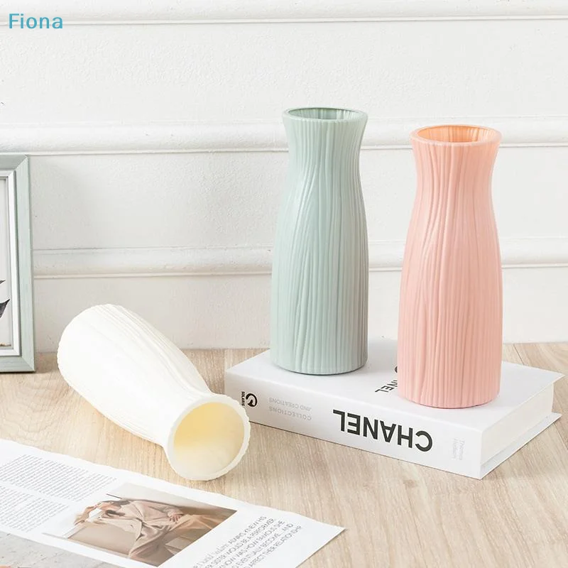 ☽Modern Ribbed Plastic Vase,Minimalist Textured Flower Vases for Home Decor,Living Room Table Centerpiece