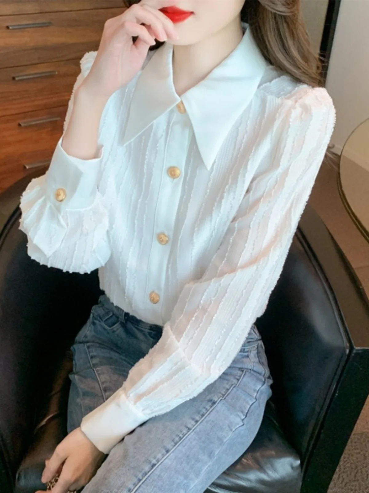 

Весенне-осенняя модная женская блузка из белого шифона с длинным рукавом и заостренным воротником, универсальная, для офиса и повседневной носки, на любой сезон