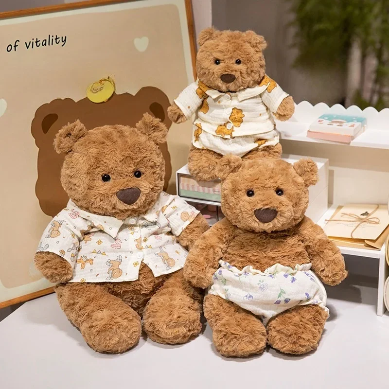 

Новая плюшевая кукла Cuddly Mr Bear в рубашках, шортах, мягкие пушистые игрушки в виде животных, милый домашний декор, сладкий подарок для детей на день рождения