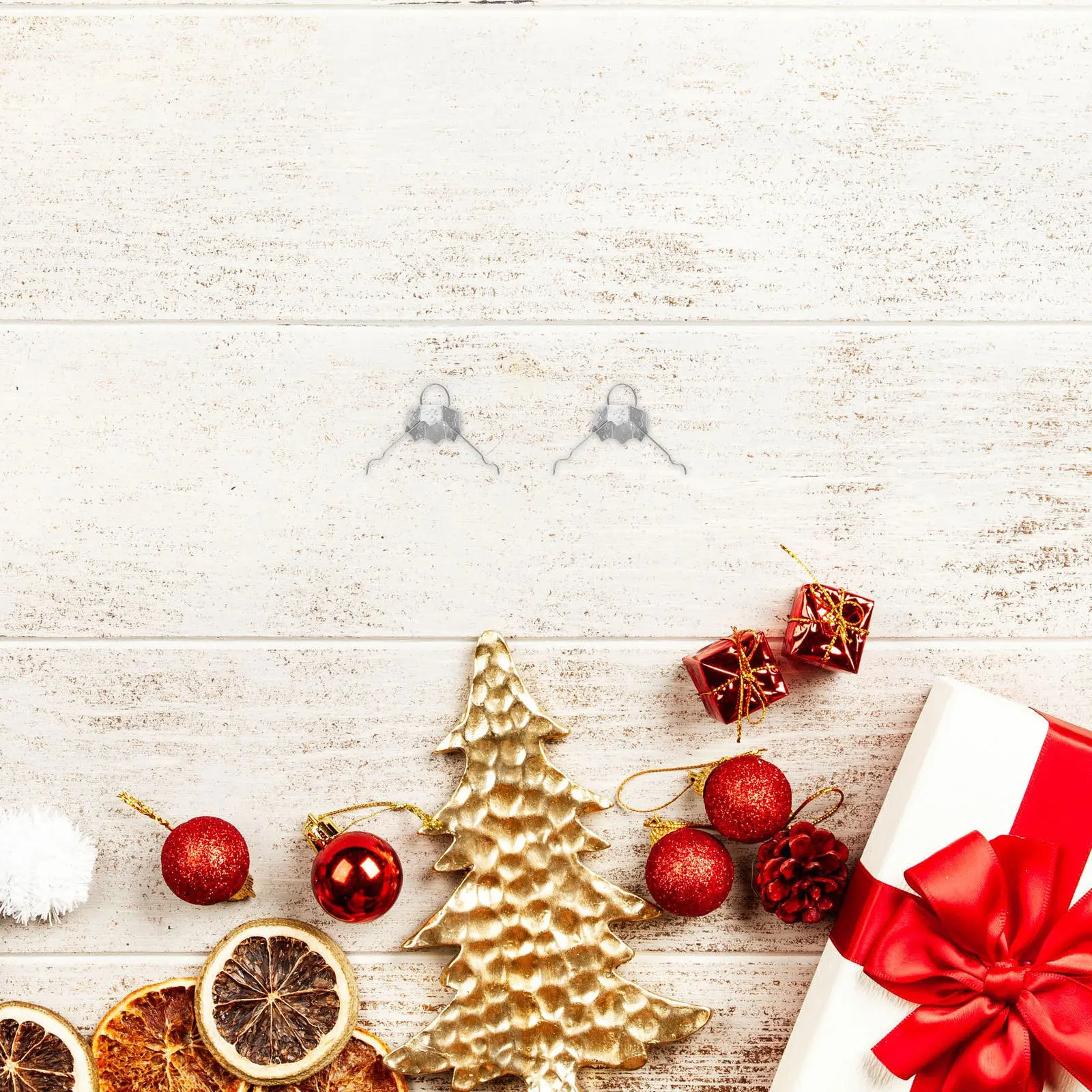 

100Pcs Metal Xmas Ornament Caps Round Hangers Cap Replacement for Easy Installation on Christmas Trees