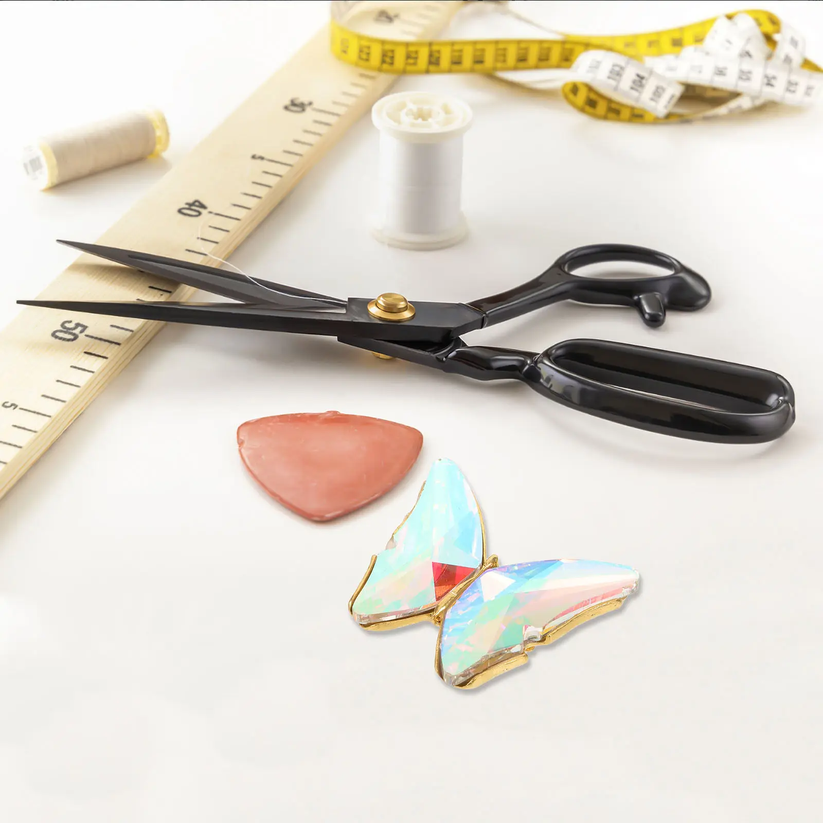 1Pair Crystal Butterfly Shoe Clips Gold Plated Ab Effect Rhinestone Shoe Charms for Heels Boots Sandals Bridal Wedding DIY Decor