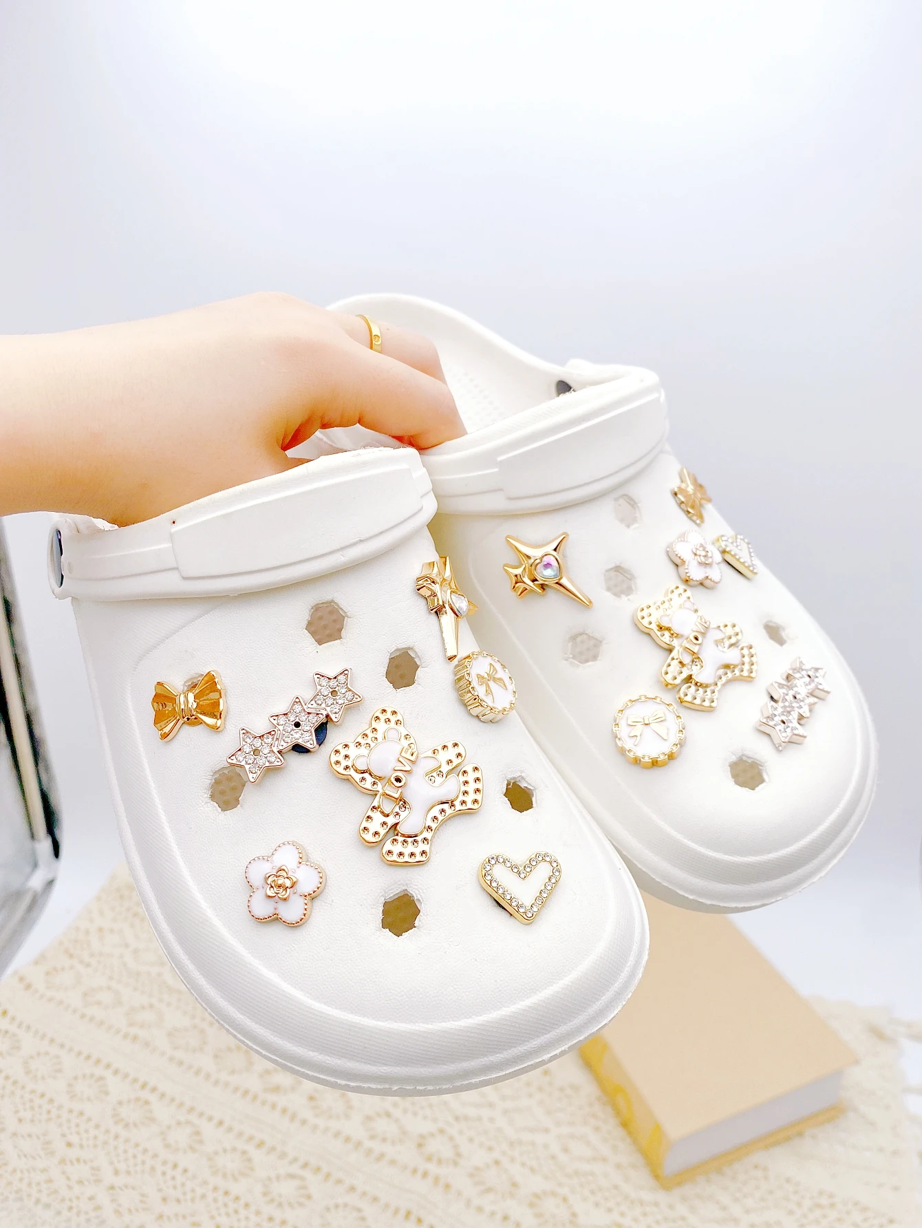 14-piece shoe decoration DIY casual shoe decoration - An interesting and versatile way to personalize your footwear