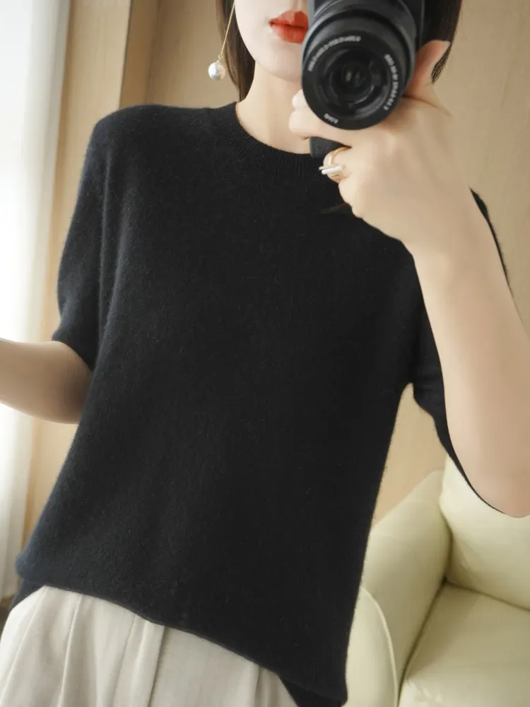 Minimalist round Neck Short Sleeve Knitted Sweater Women's Slim Fit Base Shirt Thin Woolen Top Black Autumn 2026 Casual Wear