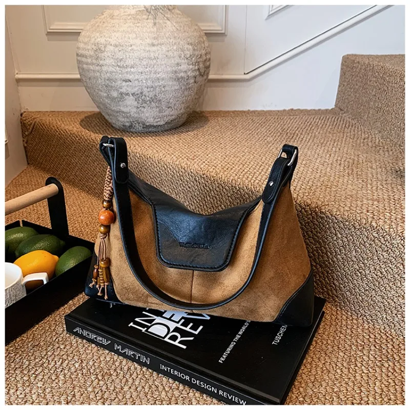 

Осень-зима 2025: повседневные сумки-тоут из искусственной замши большой вместимости, однотонные простые модные универсальные композитные сумки для женщин