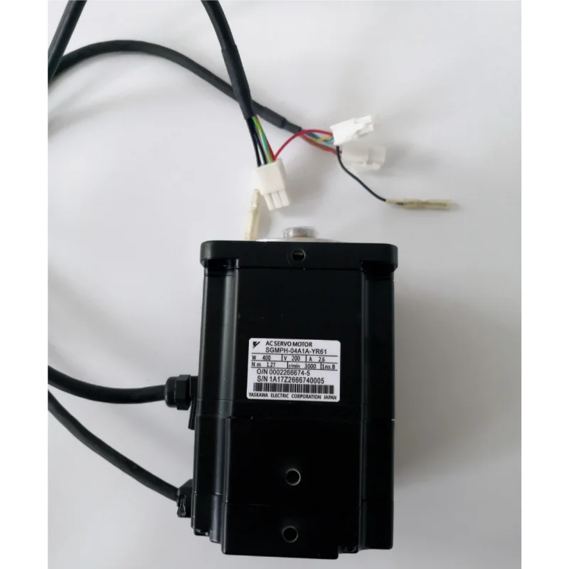 SGM7A-06A7A61 SGMPH-04A1A-YR61 SGMSH-30DCA6H-OY   Servo Motor Expedited Shipping Brand New Servo Motor