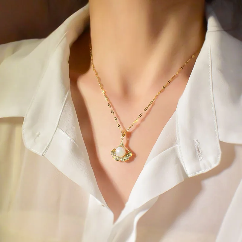 1PCS Ladies' Jewelry Gold Faux Pearl Apricot Leaf Necklace Stylish And Trendy