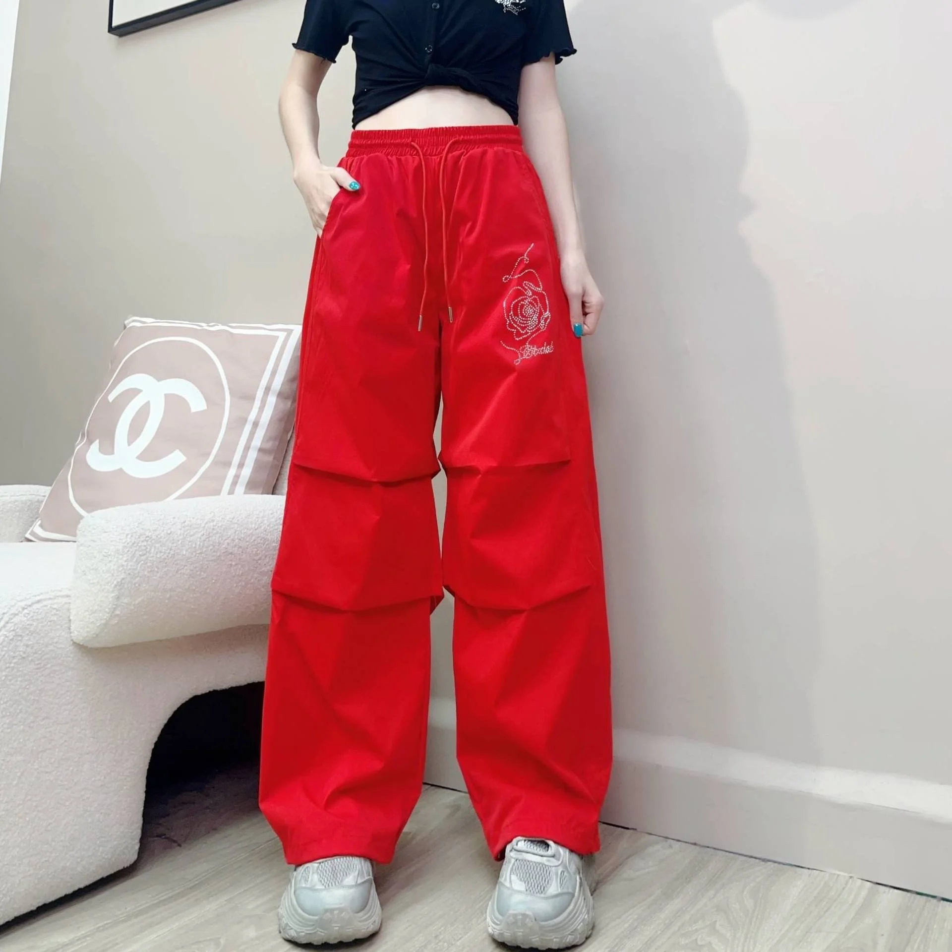 Picture 6: Trendy Dopamine Style Wide Leg Pants for Women's Square Dance Elastic Waist Multiple Pockets Sports Leisure Pants