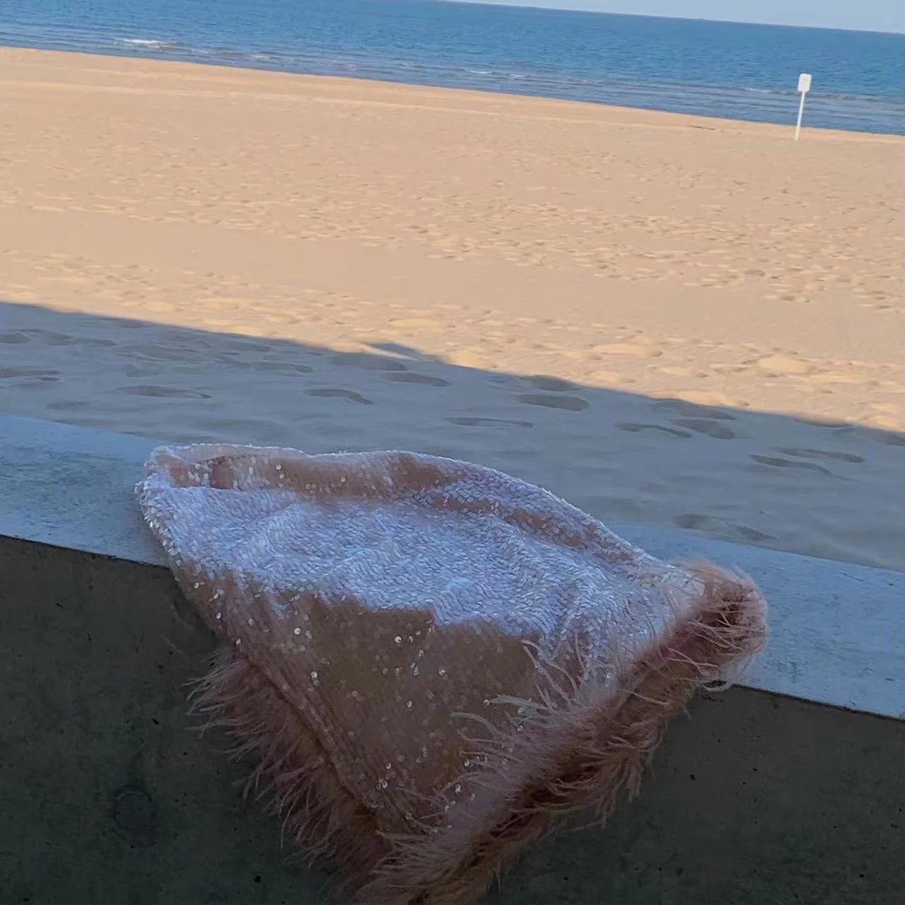 

Длинная юбка-обертка Amor Dvnyb8k с эффектом русалки, цвет нюд-розовый, прозрачная, с пайетками и перьями, с завышенной талией, фасон А-силуэт...