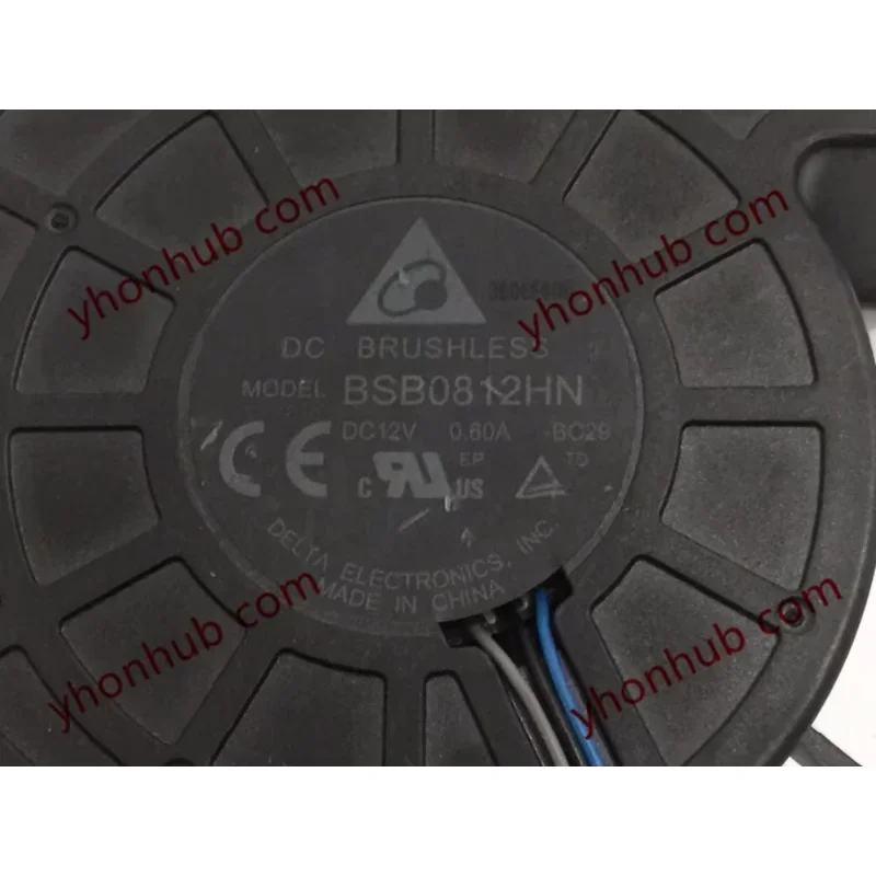 

Вентилятор охлаждения сервера Delta Electronics BSB0812HN BC29 постоянного тока 12 В 0,60 А