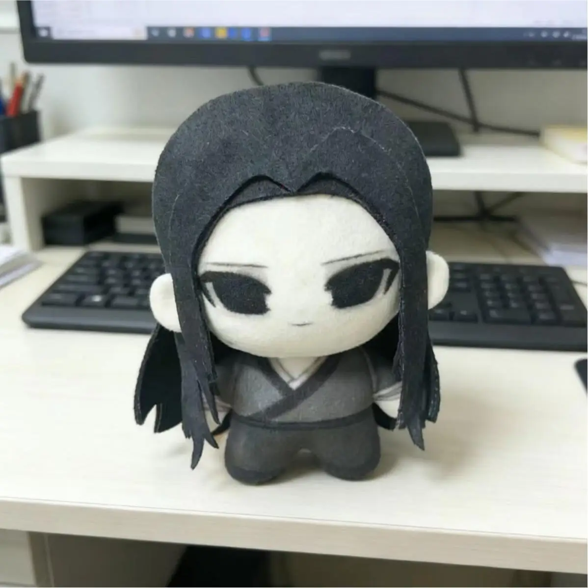 Anime Gu Master: Gu Yue Fang Yuan 10cm Cotton Doll Print Plush Toy Cute Figure Keychain Pendant Gift