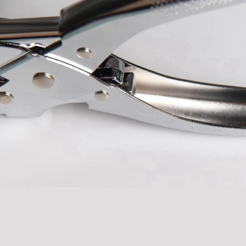 

PROFESSIONAL USE-T Shape Hole Punch Butterfly Shape Hanging Holes Punches Manual PVC Card Punch And ID Card Slot Hole Punch