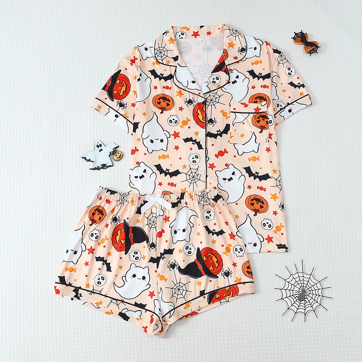 2-Piece Set of Funny and Quirky Yellow Ghost Spider Pumpkin Print Spring/Summer Short-Sleeve Collared Top and Bow Shorts Women's Pajama Set Loungewear Suitable for Halloween