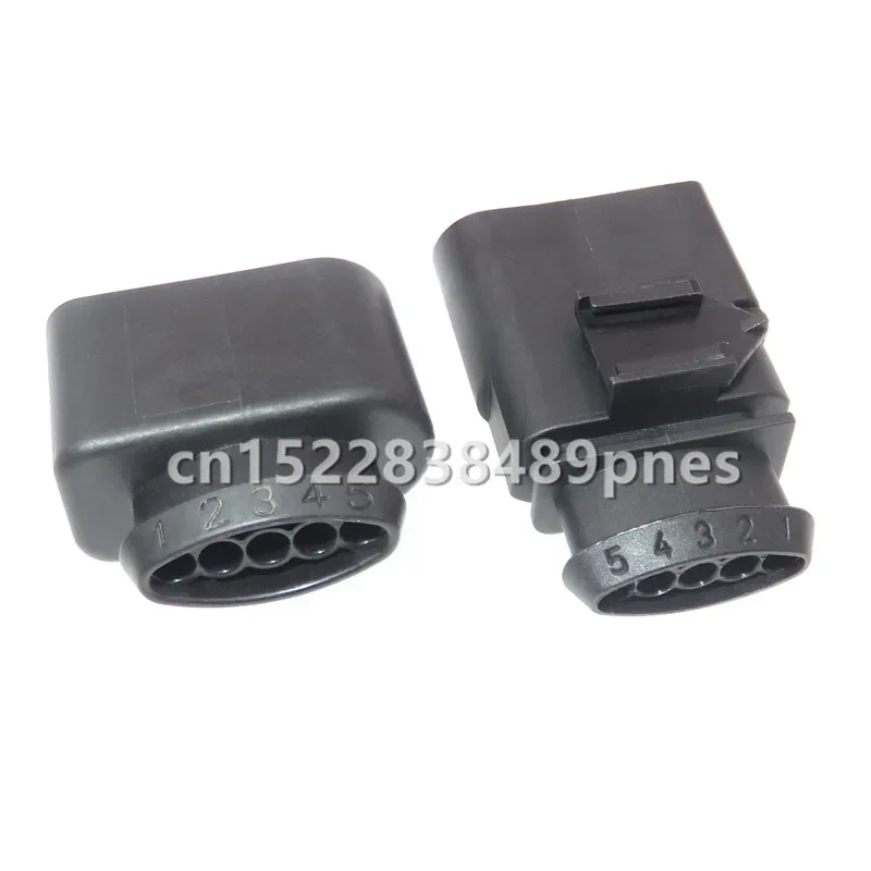 5 Pole 8K0 973 705 8K0973705 Automotive Electric Wiring Harness Plastic Housing Waterproof Connector For VW Audi
