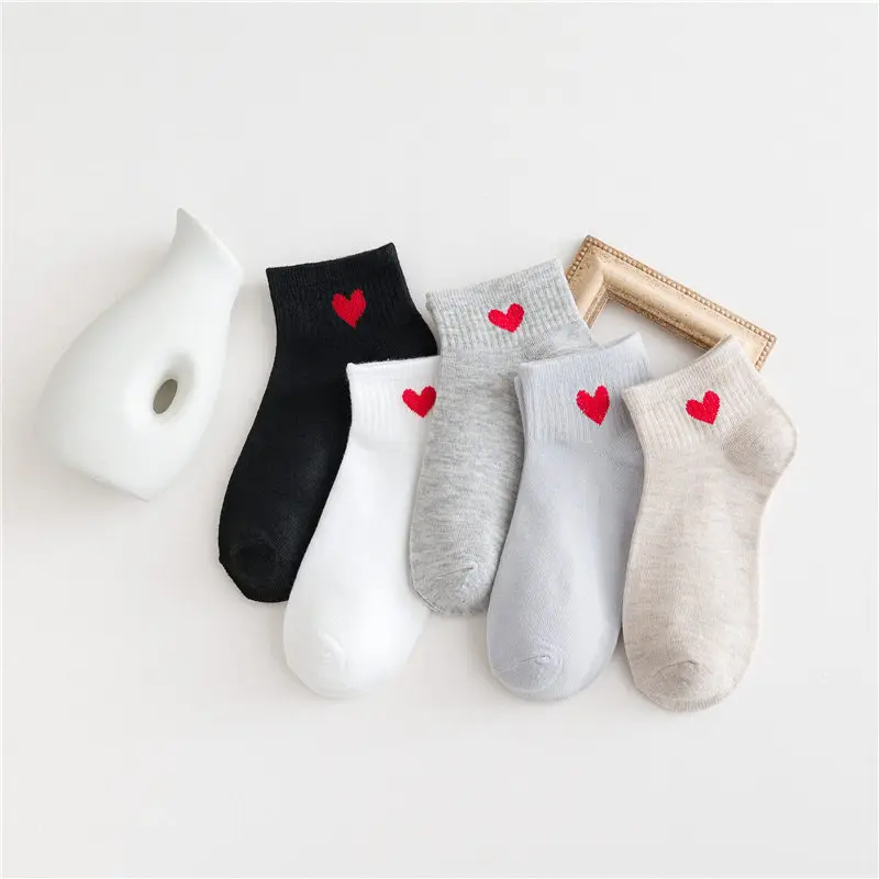 5 Pairs/Lot Fashion Comfortable Black White Red Heart Women Boat Socks Breathable Solid Sports Sneakers Female Girls Ankle Socks