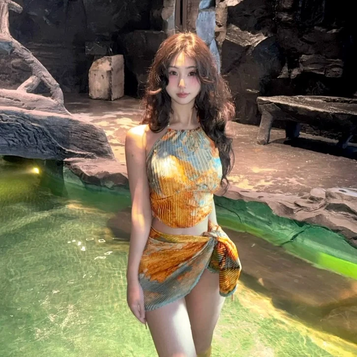 

Thai Style Sexy Beautiful Bikini Set for Women Beach Vacation Triangular Design with Chest Pad No Steel Frame Polyester Nylon...