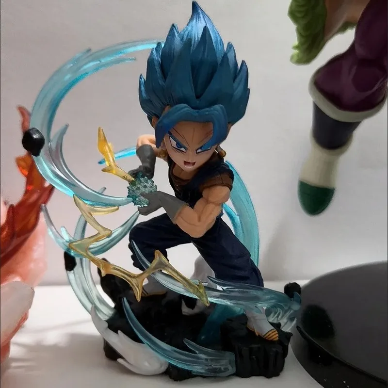 Dragon Ball Anime Figura Bandai Son Goku Vegeta Modello Action Doll Collezione di giocattoli Decorazione Ornamenti per il desktop Regali per bambini