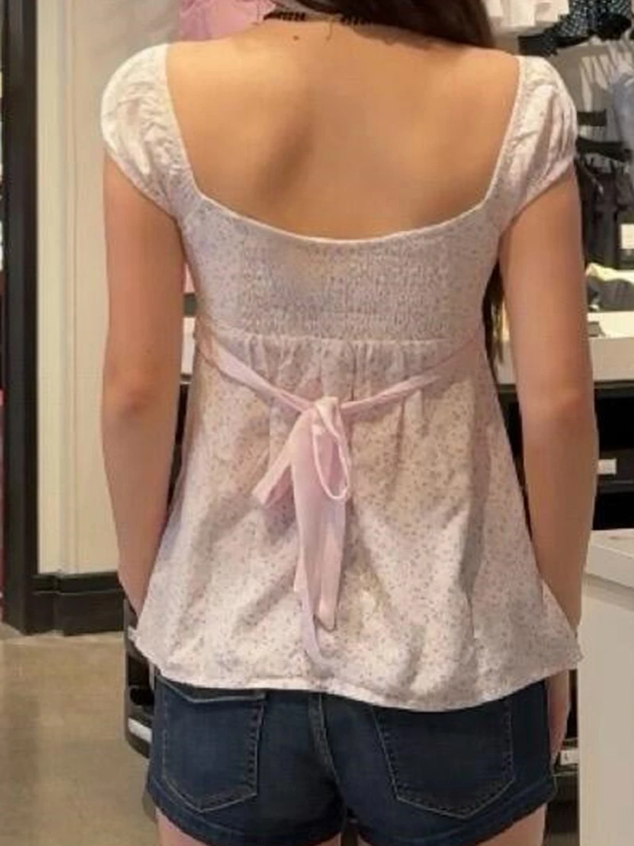 Rosa geblümtes T-Shirt mit Raffung für Damen, sexy Falten, eckiger Ausschnitt, Schnür-T-Shirts, sommerliche, süße Vintage-Rückenfreie Oberteile – Detail 10