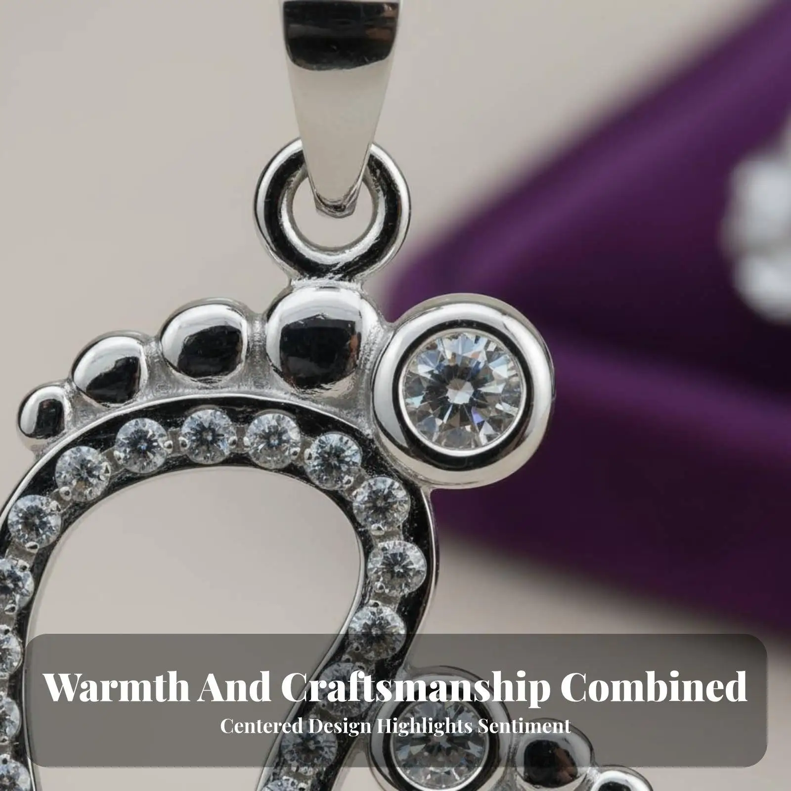 Copper Zircon Feet Charm Necklace for Women Parent Child Symbol Pendant Crystal Footprint Jewelry Gift for Mother Grandmother