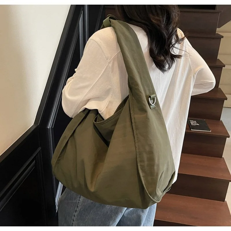 

2025 New High-end Luxury Brand Ladies Leather Shoulder Bag Famous Designer Paris Elegant Casual​