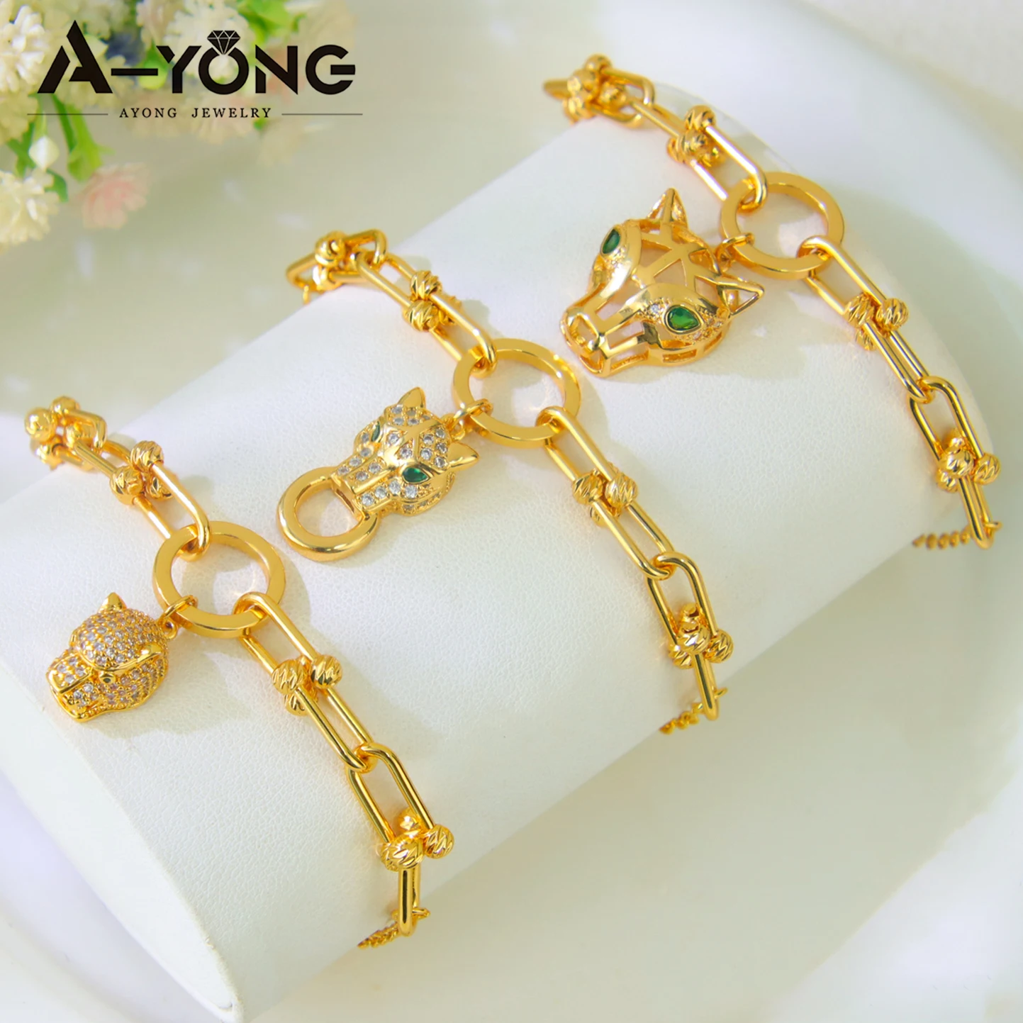 Hochwertiges Schmuckset aus Leoparden-Gold, 21 Karat vergoldet, U-förmiger Zirkonia, Panther-Halskette, Armband, Dubai, Damen-Party-Schmuck, Geschenk – Detail 5