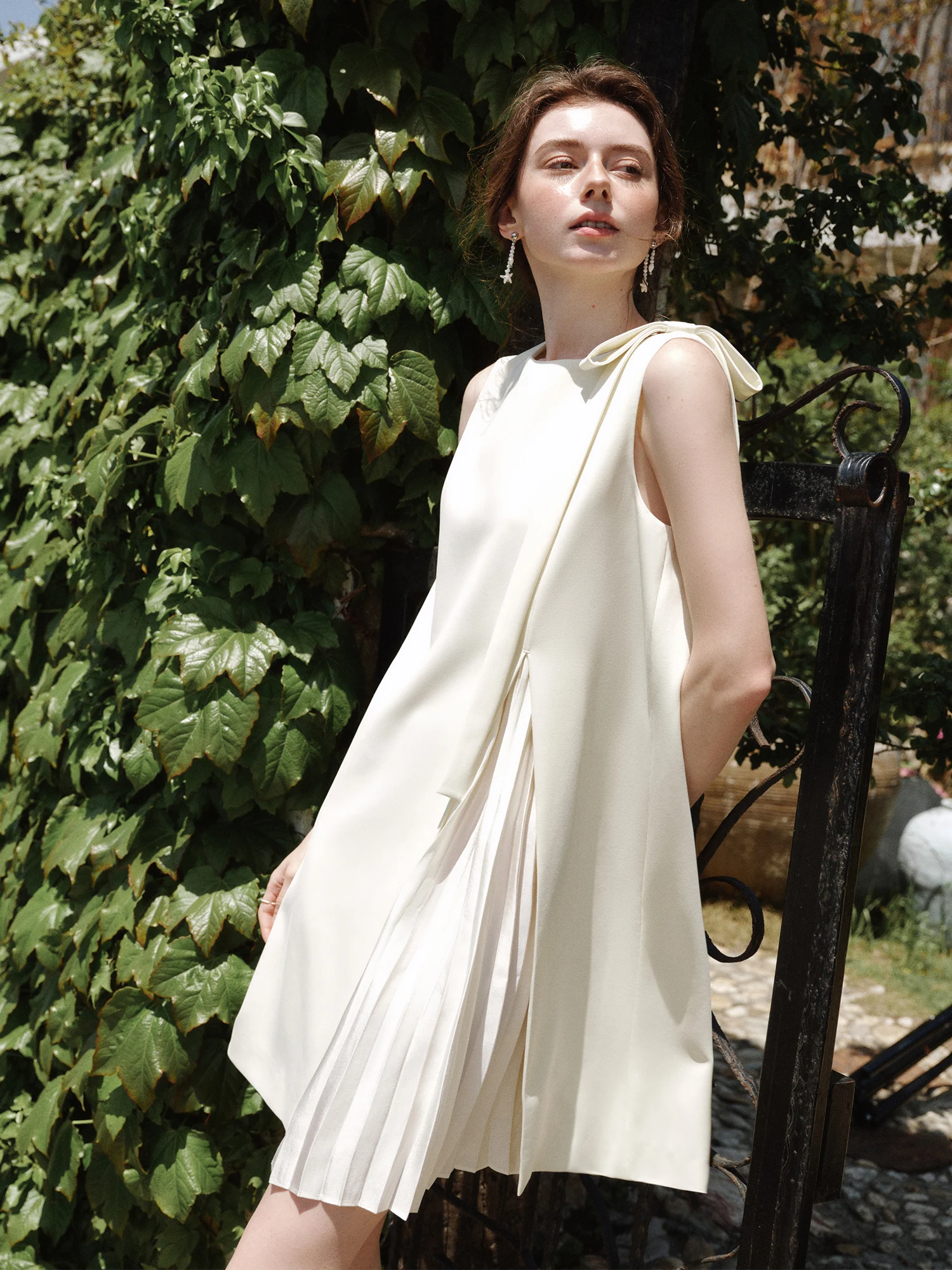 FSLE 2025 Summer Petite Textured Pleated Dress - Artisan Bow Accents & Flared A-Line Silhouette for Casual Chic 25FS12622