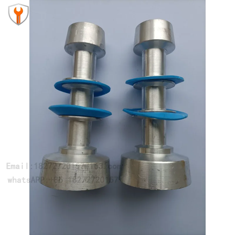 Old-fashioned hair pouring machine spindle Large paper tube spindle
