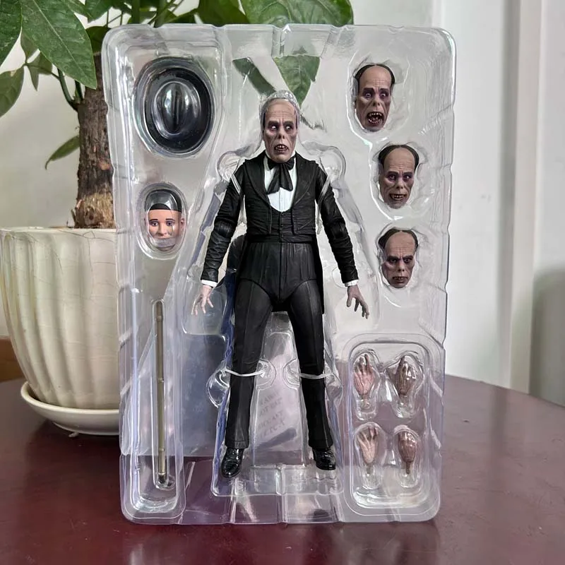 Neca-Ninja Turtles X شخصية عمل عالمية ، Casey Jones ، شبح الأوبرا ، Carl ، Lon Chaney #5