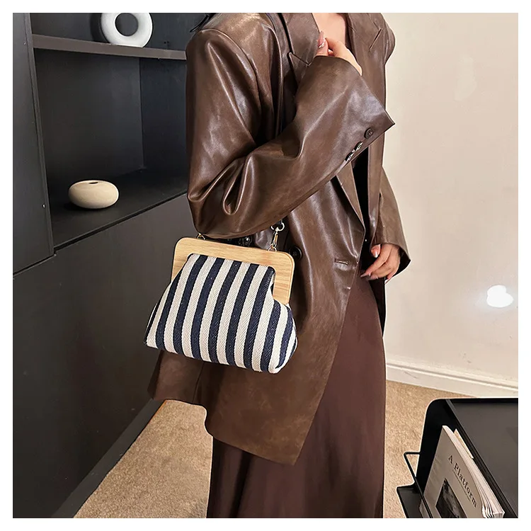 Women's Bag with Striped Canvas and Wooden Clip Delicate Hand-Held Internet Famous Single Shoulder Crossbody Bag