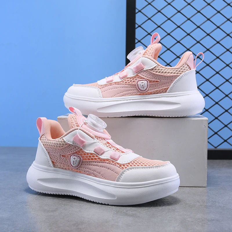 

2025 популярная уличная детская повседневная обувь, летняя дышащая спортивная обувь с сеткой, однотонные простые универсальные мягкие кроссовки