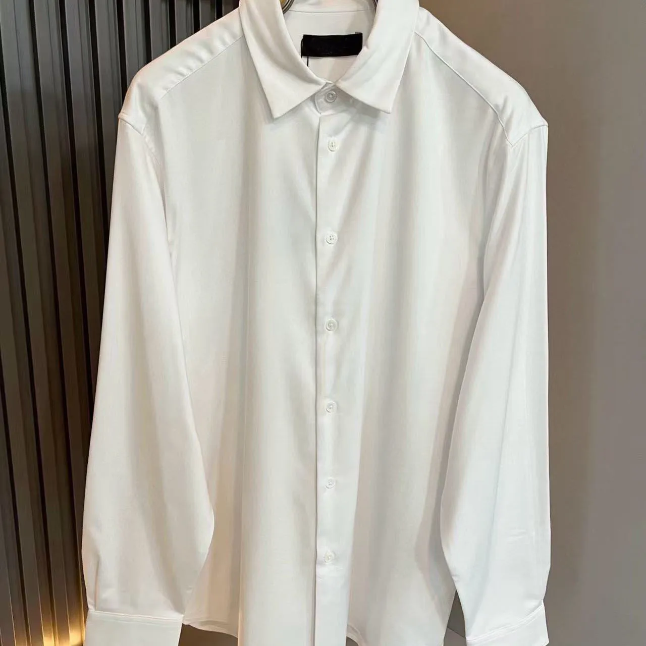 

LP Italian Casual Lapel Men's High Texture Shirt