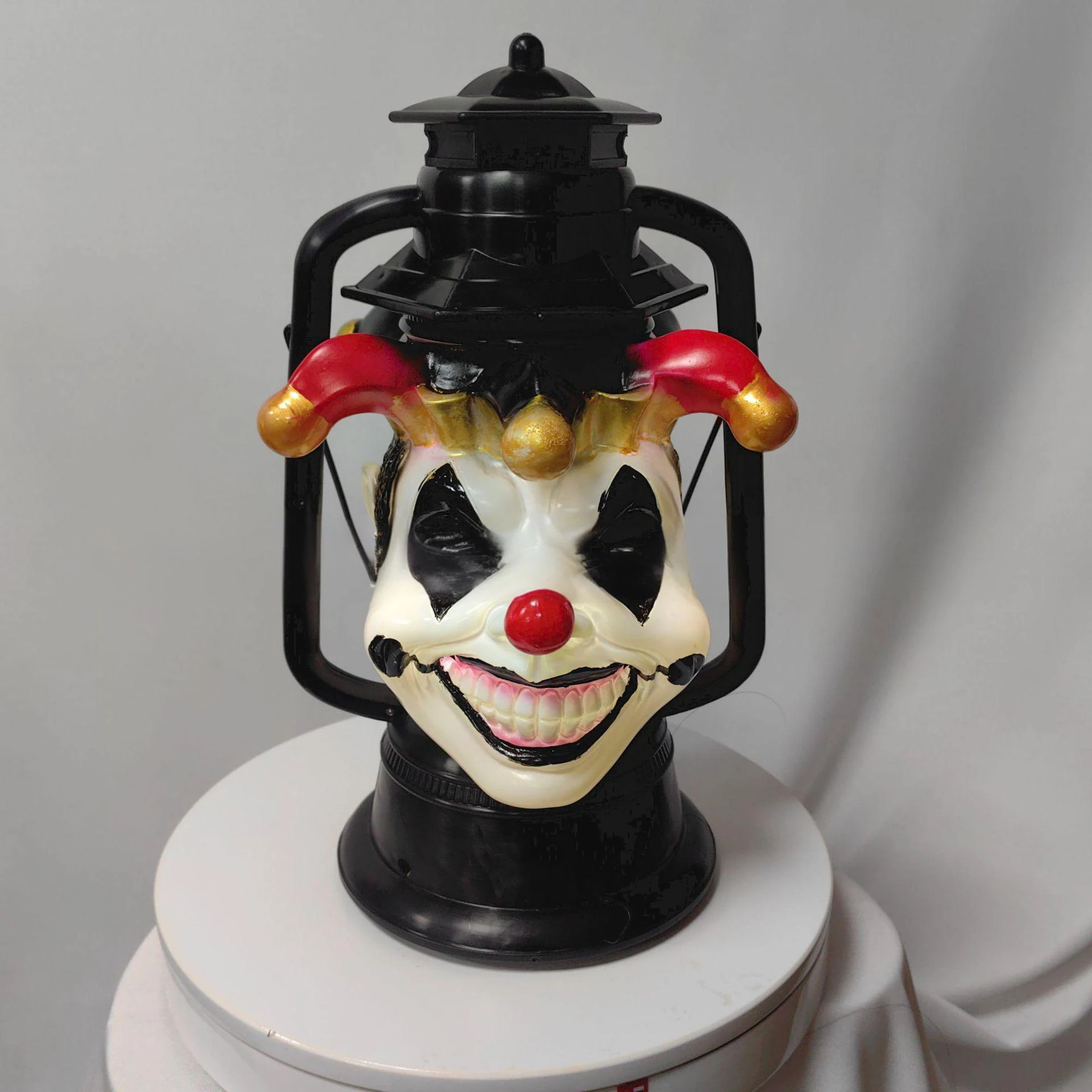 Halloween Voice-controlled Portable Clown Lamp Skull Model Lantern Bar Party Home Decoration Atmosphere Props