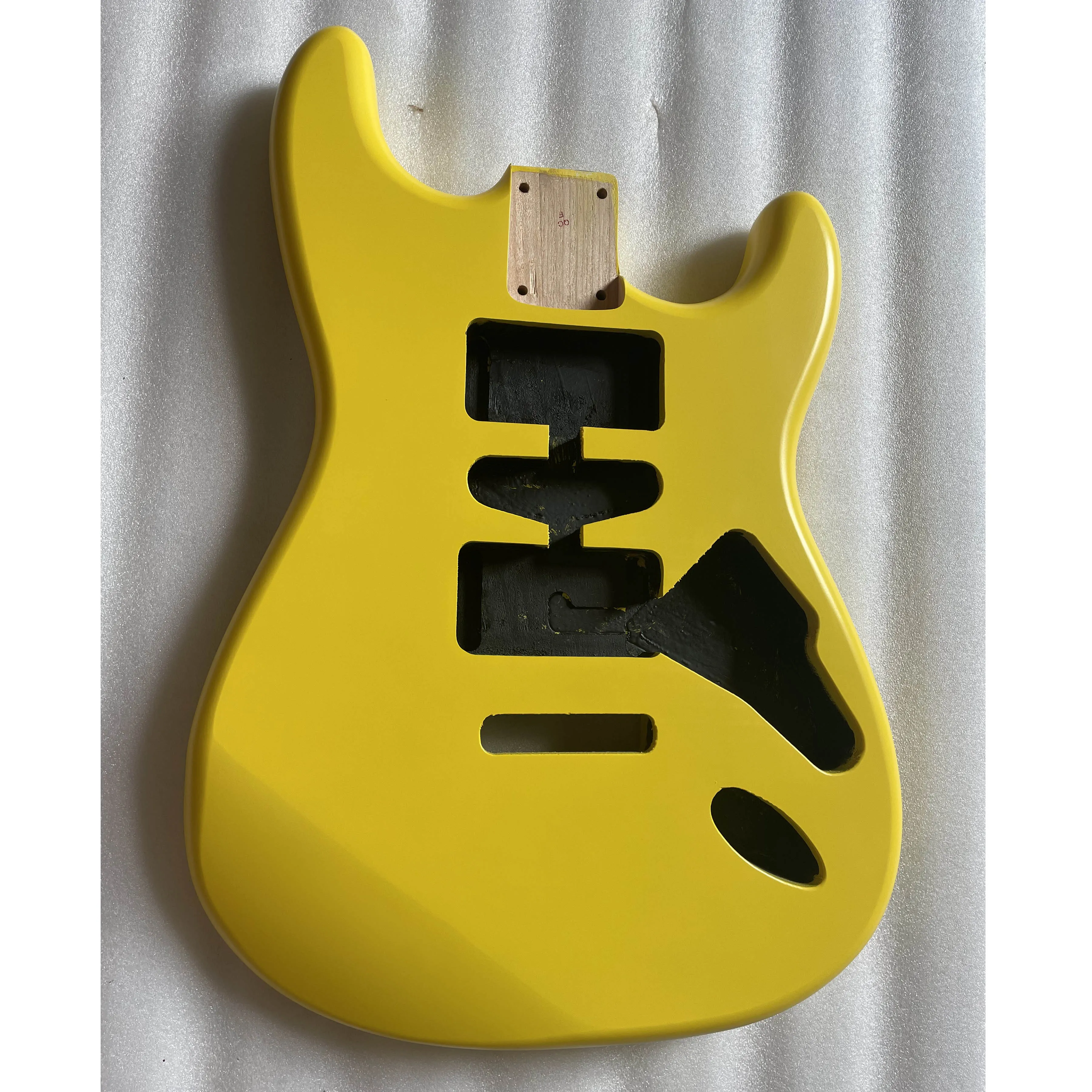 Alder Wood Electric Guitar Body, Blank Nitro Lacquer, Matt Finished Luthier, DIY, SSH, HSH, SSSS, High Quality, Brand New