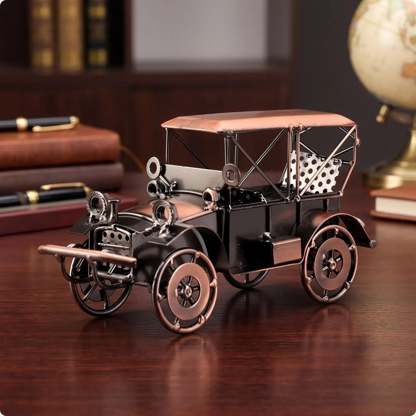 Vintage Auto Replica Wrought Iron Old Car Model Ornament for Display Cabinet Retro Vehicle Sculpture