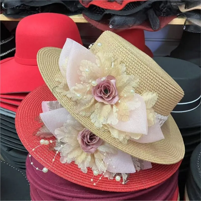 The new straw-woven hat for women flower-topped and seaside sunshade are versatile