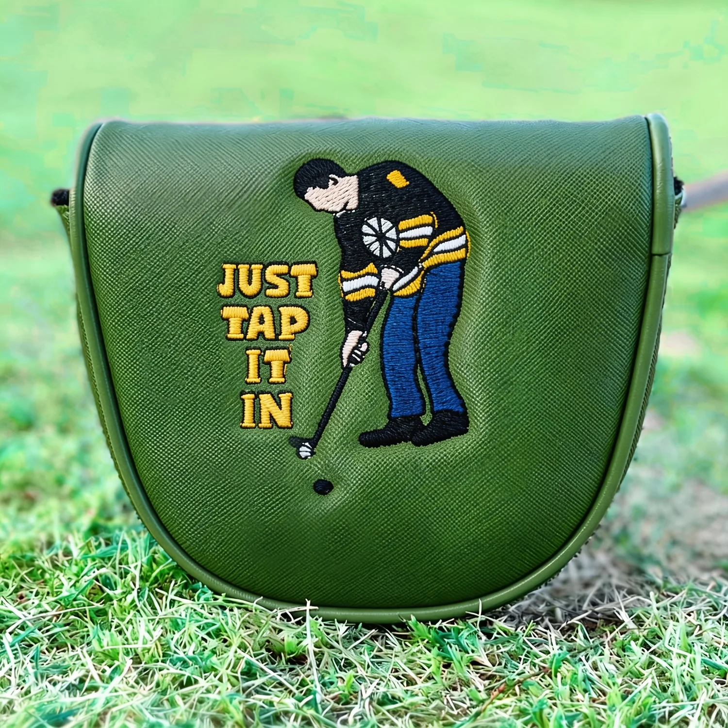 1pc Mallet Putter Cover - Playing Golf Alone Design Golf Club Head Cover, Golf Putter Head Cover, Golf Semi-Circular Putter Head
