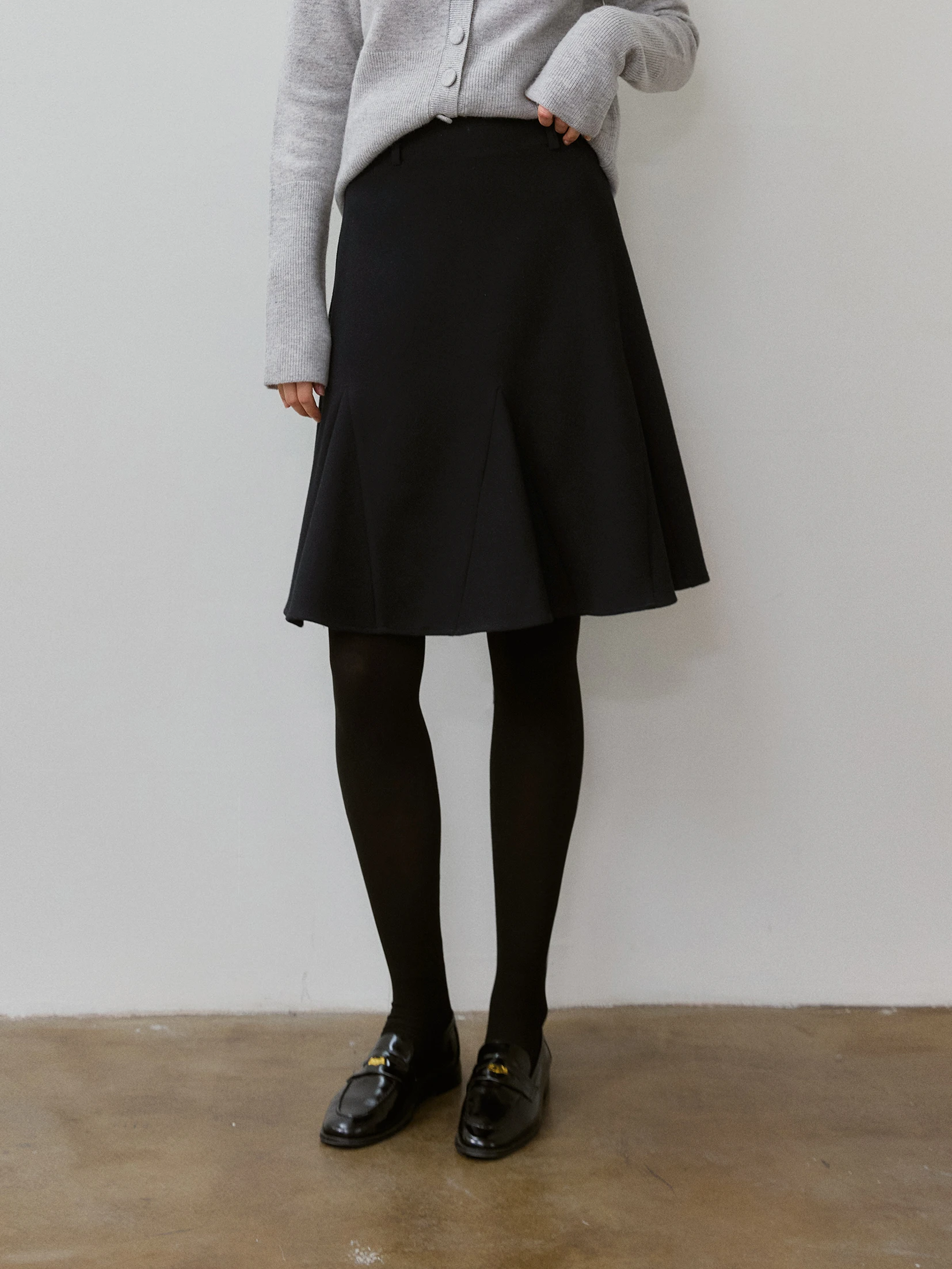 Deep Black Grey High Waist A-Line Fish Tail Half Skirt Women's Casual Autumn Winter Slimming Simple Matched Commuting Midi Skirt