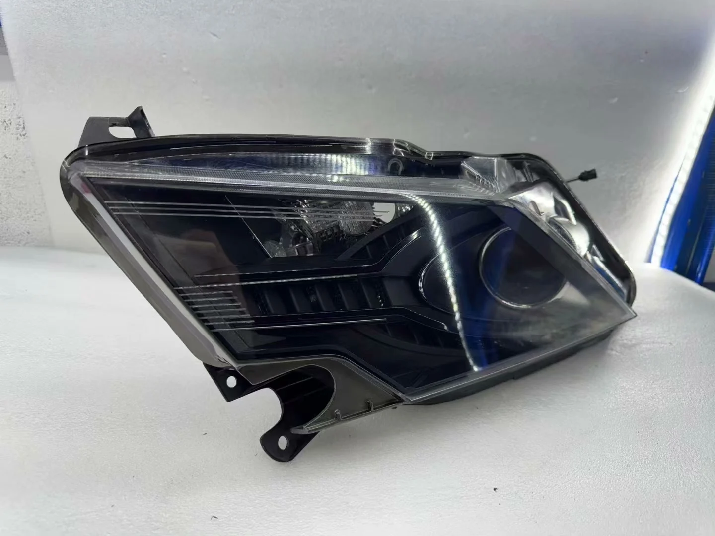 Original Genuine Headlights Suitable for ’Lamborghini Gallardo LP560 Headlights Automotive Lighting System 100%Waterproof