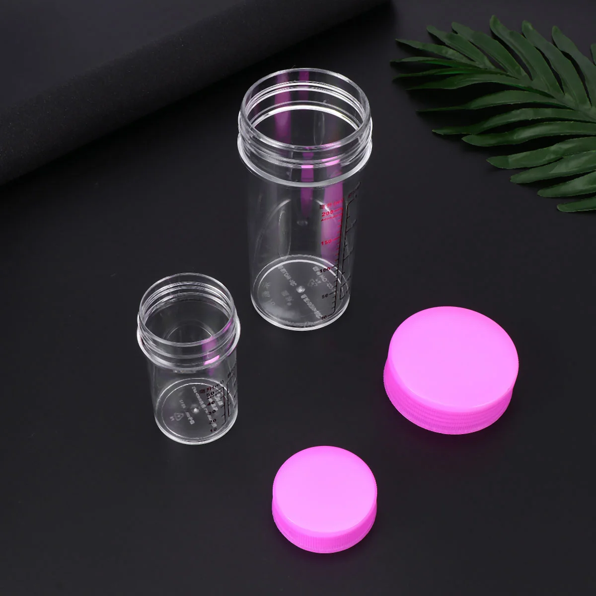 

2 Pcs/1 Scales Measuring Cups PP Fluorescent Sun Visor Beaker Foaming Hand Dispenser Bulk