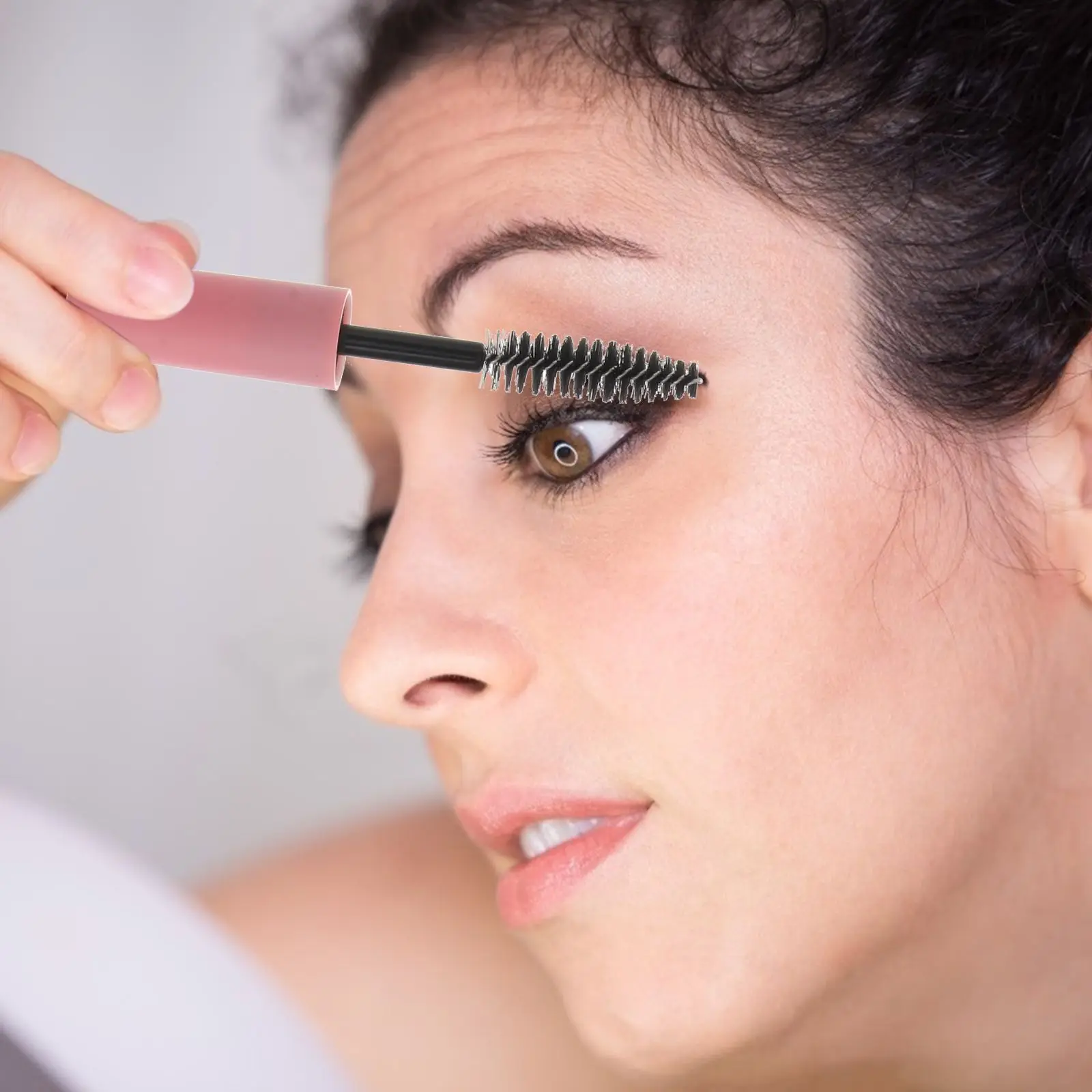 

6pcs Mascara Tubes Eyeliner Sticks Lip Gloss Containers 5ml Refillable Clear PET Lightweight Compact Daily Travel