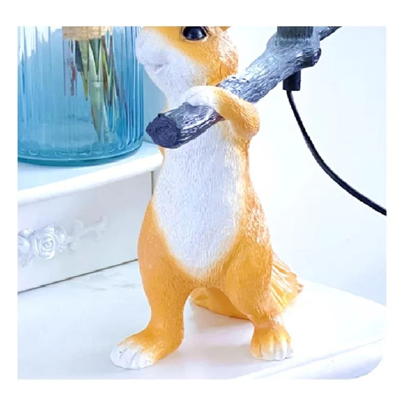 

Мини-светодиодный ночник LICE-Resin Squirrel, настольная лампа для детской комнаты, настольная лампа с изображением белки, прикроватная лампа, домашний декор