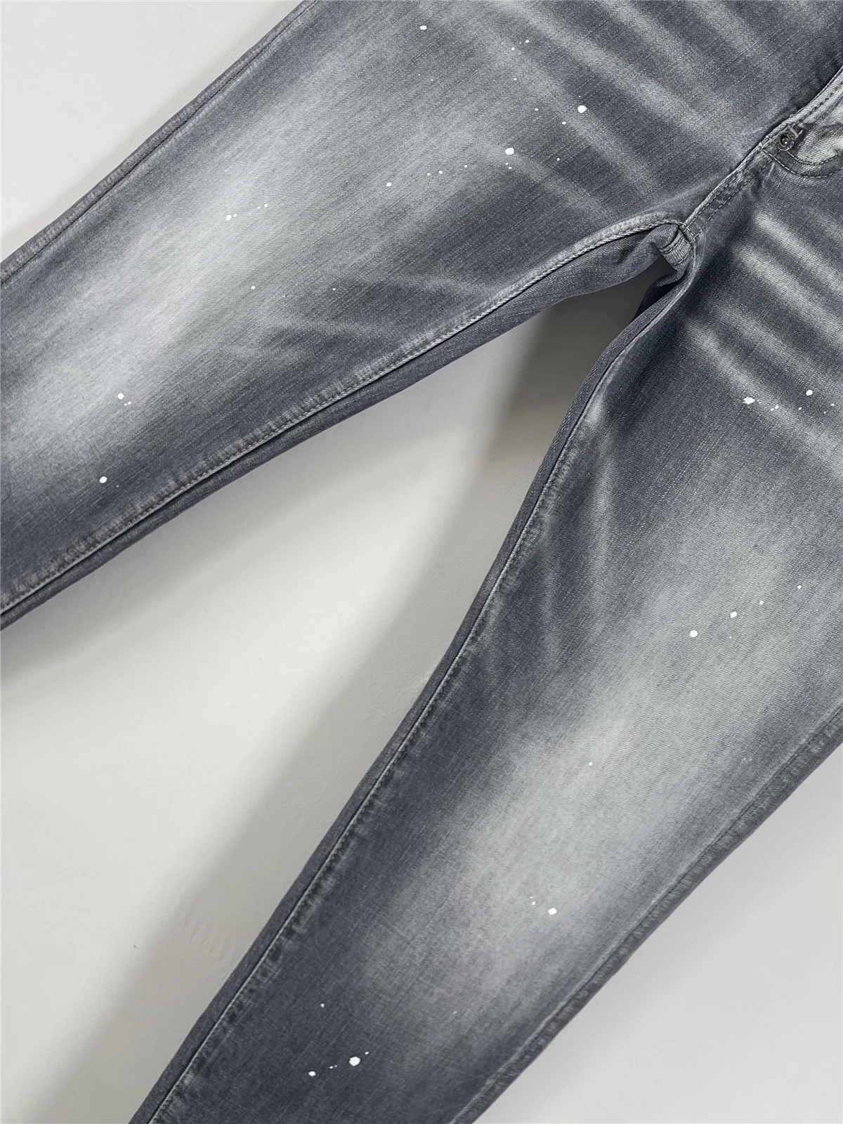 Рисунок 5 - 2023 Весна/Лето Новые джинсы D2 для модных мужчин