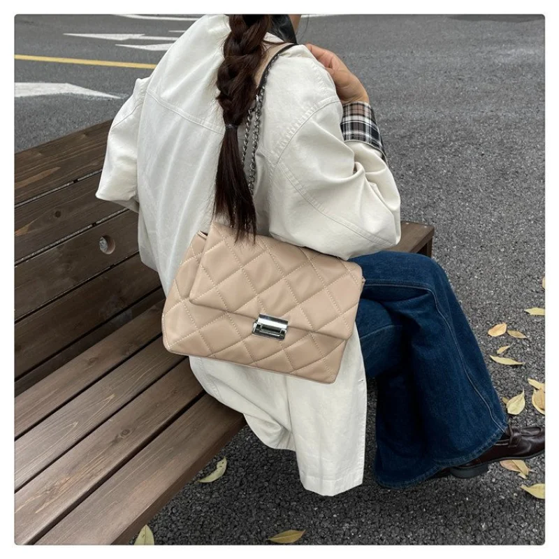 

Высококачественная женская большая сумка, изготовленная из морской кожи с принтом, модная, знаменитая, аккуратная, легкая, повседневная. ​