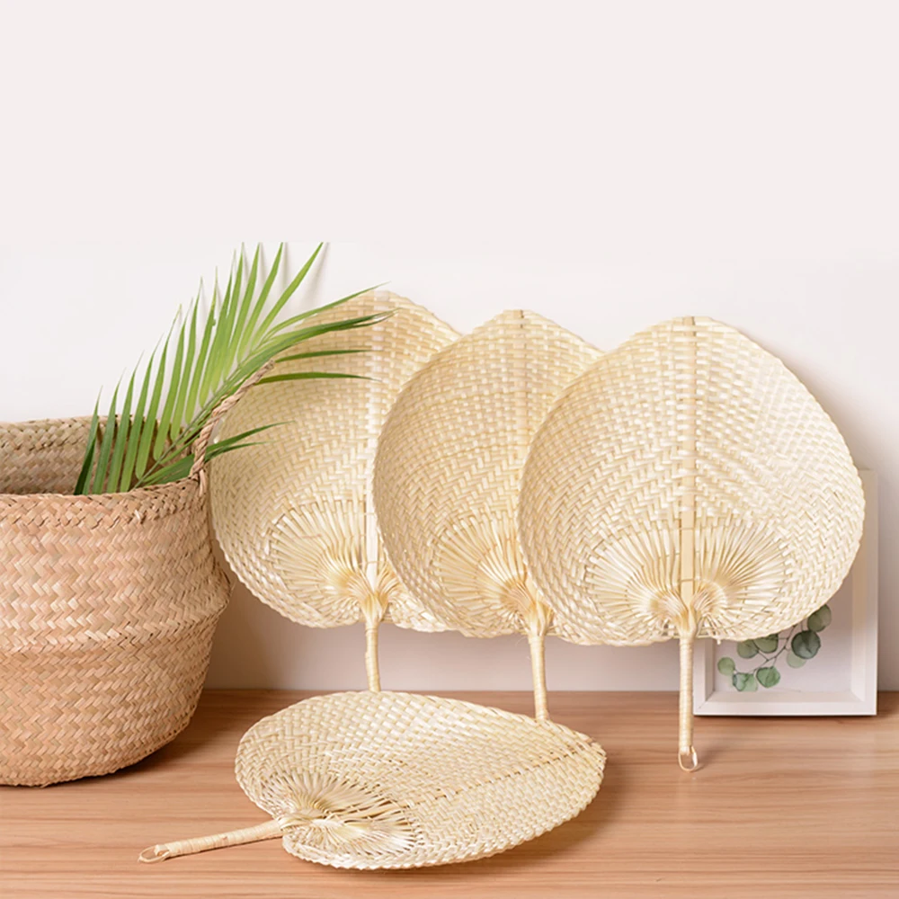 1pcs Chinese Style Hand Fan Pure Handmade DIY Heart Shaped Bamboo Woven Fan Summer Cooling Fan Mosquito Repellent Hand Fans