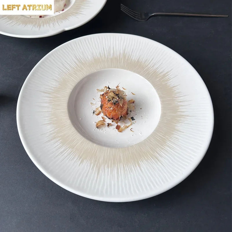 Creative Ceramic Flying Saucer-shaped Western Food Steak Plate High-end Hotel Straw Hat Tableware Western Restaurant Salad Bowl