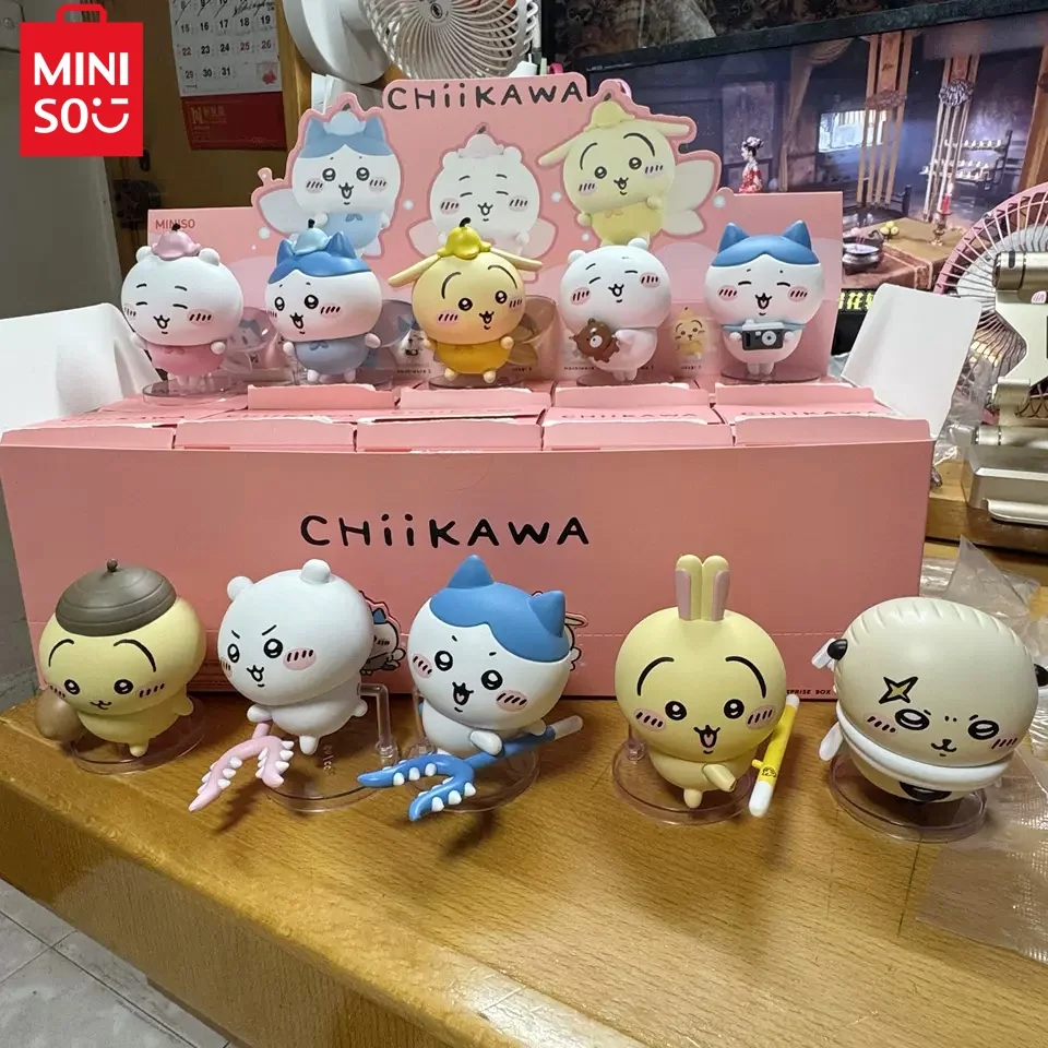 Miniso Chiikawa Happy Partner Series Blind Box Schattige pop Trendy Play Desktop Ornament Model Cartoon Speelgoed Decor Verjaardagscadeau