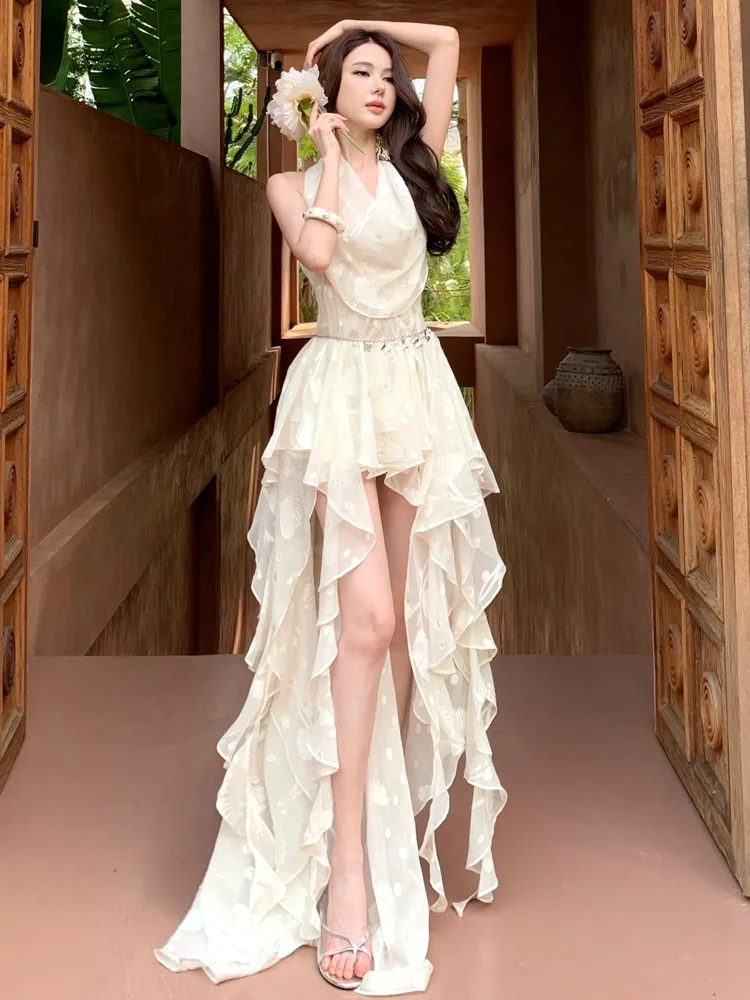 

Изящное летнее женское платье с перламутровыми вставками, длинная юбка-русалка, с завязками на шее, приталенное, с завышенной талией, из шифона