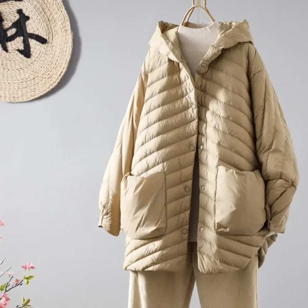 

2025 New Autumn Winter Pockets Puffer Coat Women Ultra Light Dropped Shoulder Sleeve White Duck Down Oversized Jacket