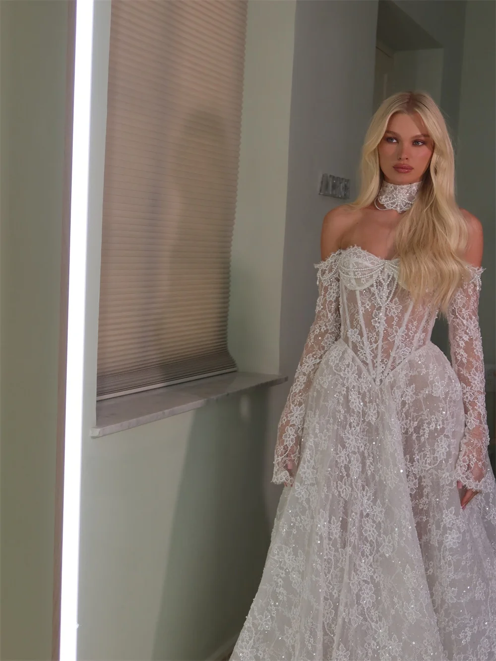 Gaun Pengantin Bahu Terbuka Putih Kustom Tokyo Gaun Pengantin Renda A-Line Lengan Panjang Kerudung Pengantin Panjang Lantai Elegan