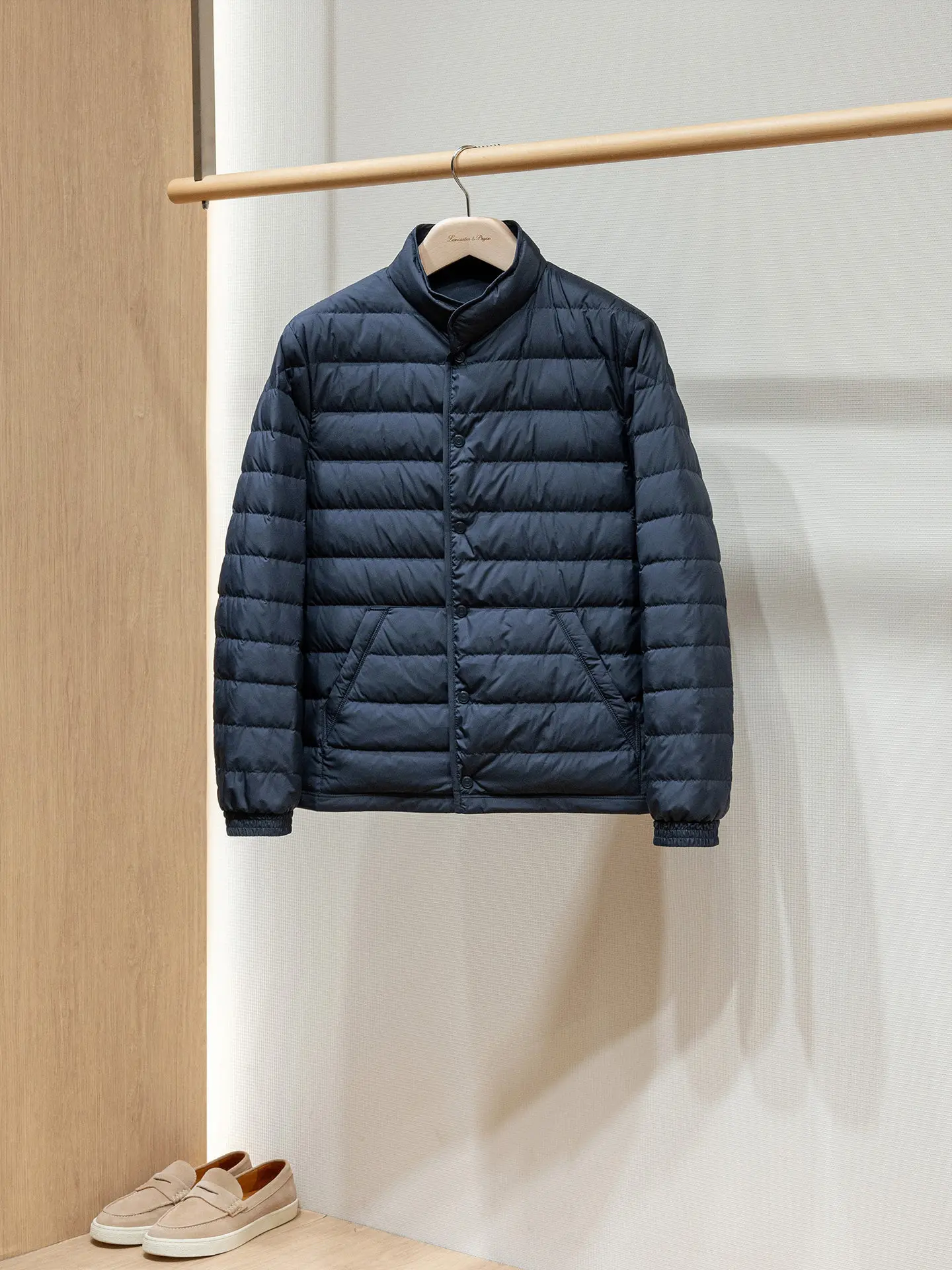 Germany C6 three-proof willow bridge 95 white goose down light and thin stand-up collar ribs down jacket