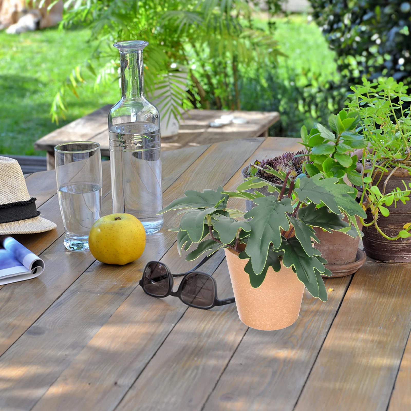 

2pcs Artificial Green Potted Plant Fake Bonsai Faux Decors Desktop naments Home Hotel Club Restaurant Stylish Personality